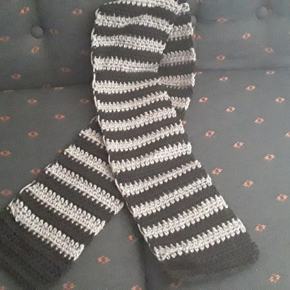 NWOT handmade black and gray scarf